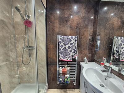 Ensuite Shower Room